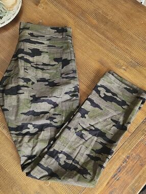 BLUE DELTA Tiger Stripe Camouflage Print Men’s Pants - Olive/Black -